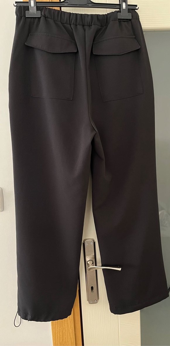 Siyah Pantolon - Görsel 3