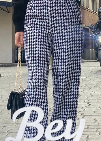 Zara Kaz ayağı desenli pantolon