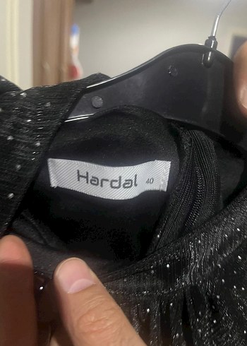 Uzun Siyah Drapeli V Yaka Abiye Elbise - Görsel 4