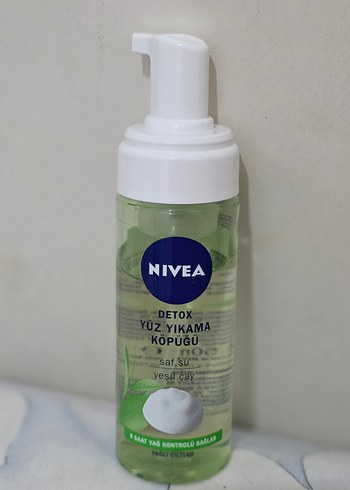 Beden Nivea Detox Yeşil Çaylı Yüz Yıkama Köpüğü 150 ml
