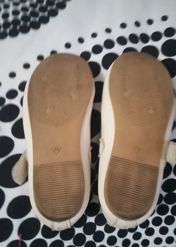 Kız Çocuk Beyaz Tokalı Babet Ayakkabı - Görsel 3