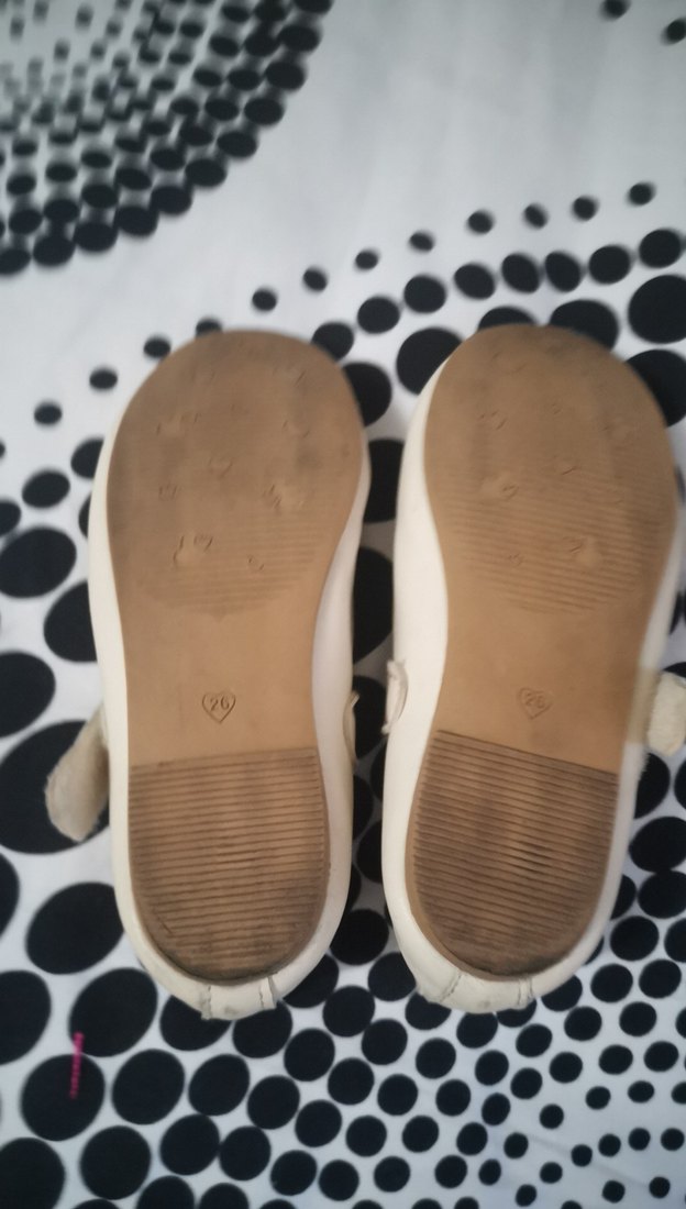 Kız Çocuk Beyaz Tokalı Babet Ayakkabı - Görsel 3