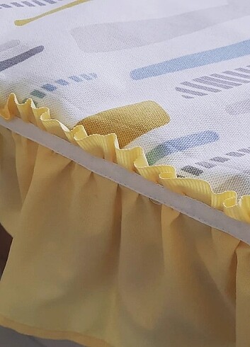 Renkli fırfırlı runner - Görsel 6