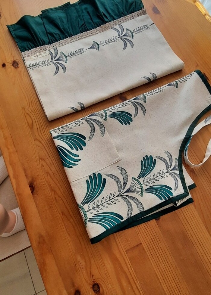 Mutfak önlüğü ve runner seti (2 parça) - Görsel 3