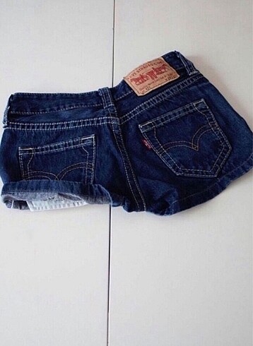28 beden Short