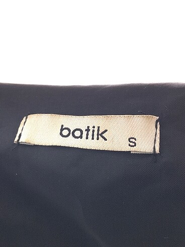 s Beden siyah Renk Batik Yelek %70 İndirimli.