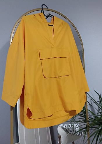 Sarı Midi Kadın Yağmurluk - Görsel 2