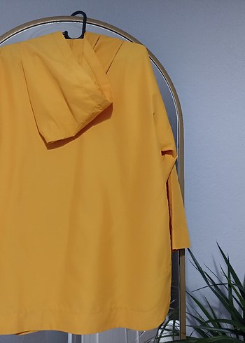 Sarı Midi Kadın Yağmurluk - Görsel 5