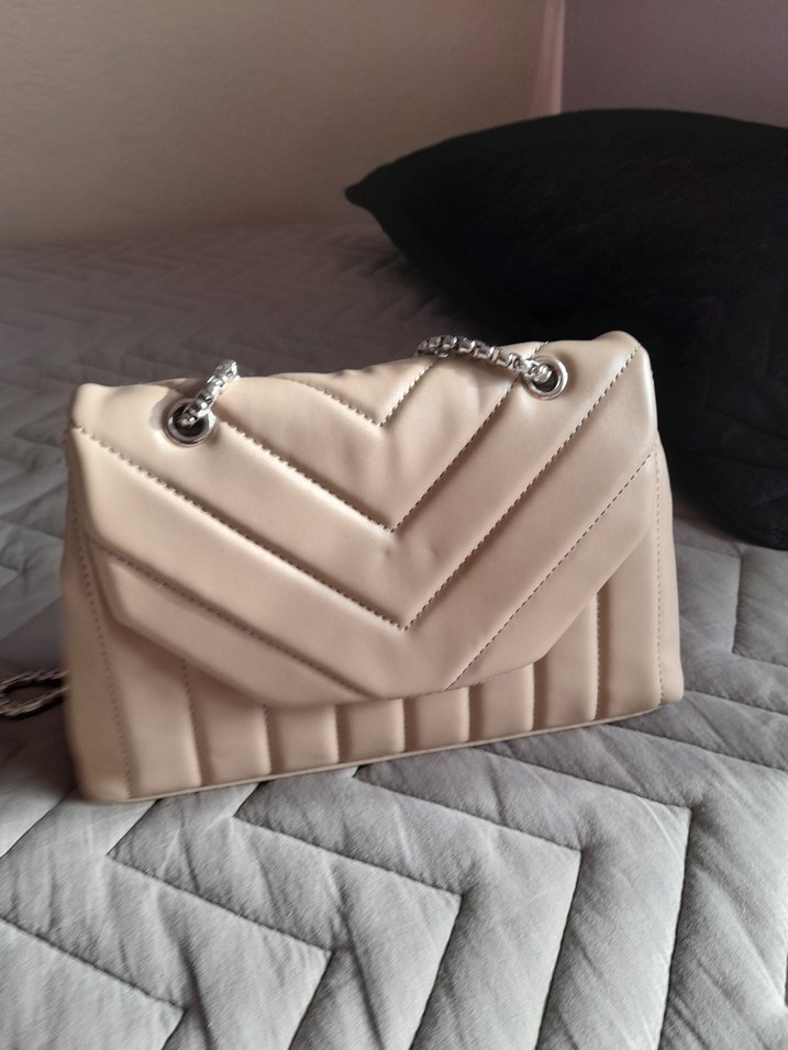 Bej Zincir Detaylı Kadın Deri Çanta - Görsel 2