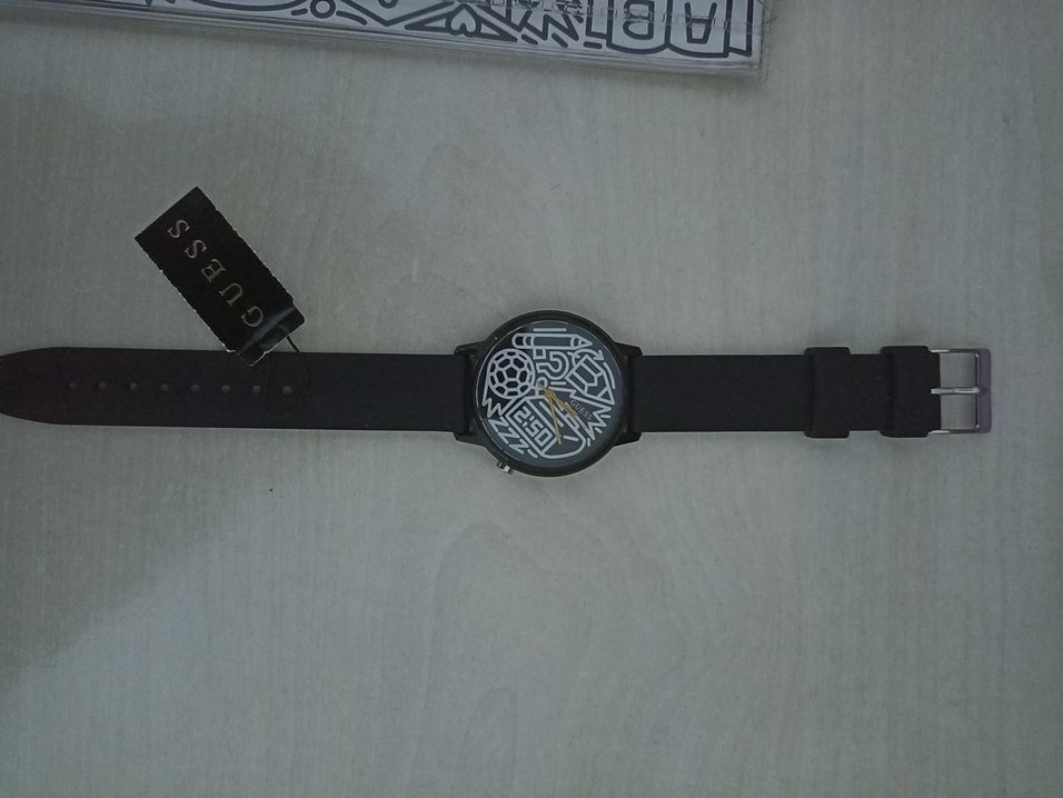 guess Siyah Kadın Sokak Stili Kol Saati - Görsel 2