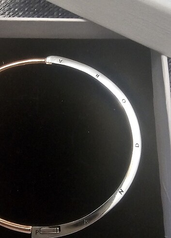 Beden Pandora signature iki renkli I-D pave bilezik