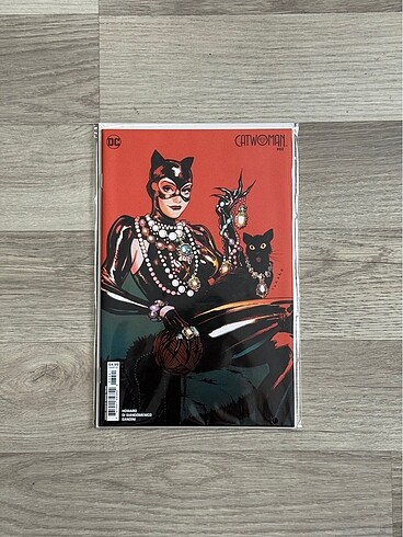 Catwoman #62 Marcio Takara Cover