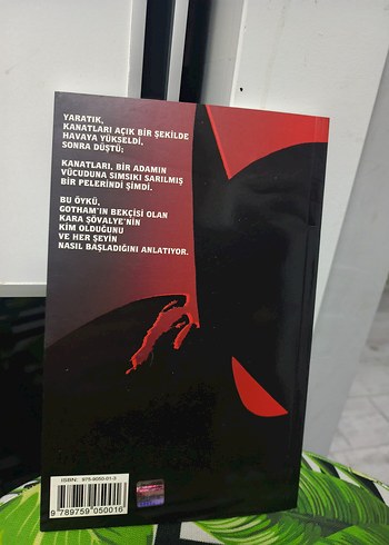 Batman İlk Yıl arkabahçe - Frank Miller Çizgi Roman