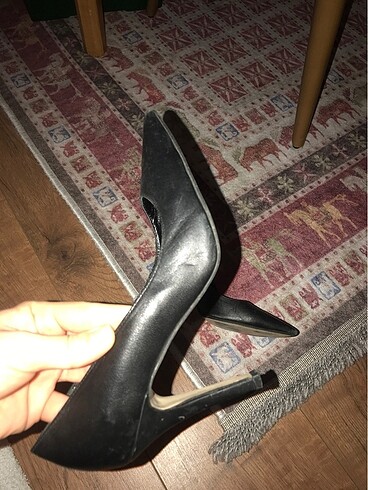 Mudo Mudo hakiki deri stiletto