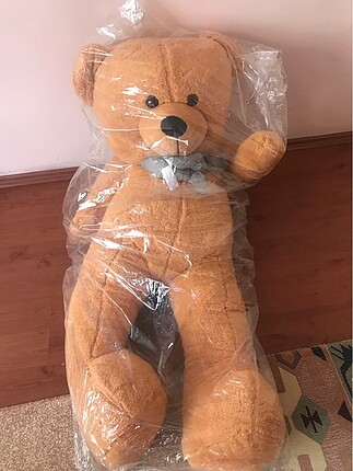 Büyük oyuncak peluş ayı