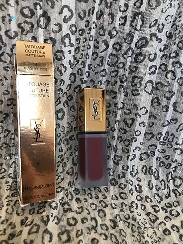 YSL tatouage couture matte stain 8 black red code mat likit ruj