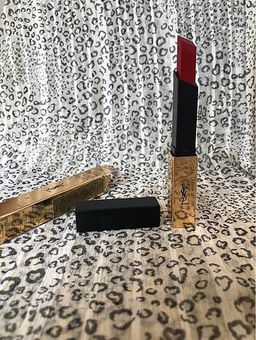 YSL rouge pur couture the slim 9 Red anigma mat stick ruj