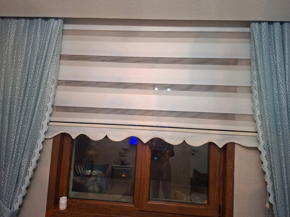 Bej Renkli Yılan Desenli Perde - Görsel 2