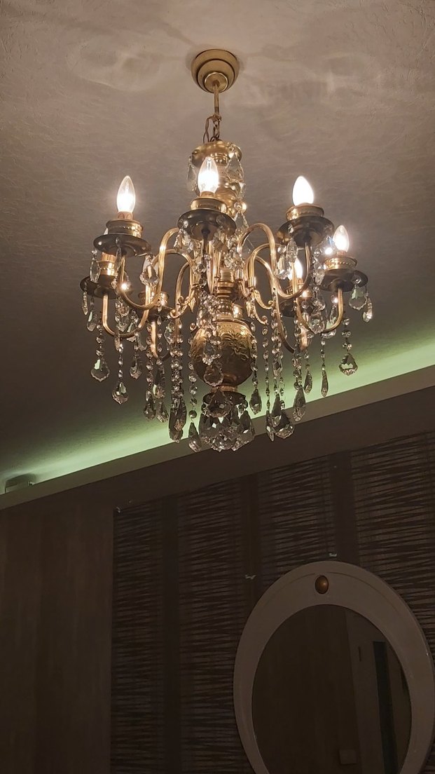 Parlak Altın Kristal Avize - Görsel 3