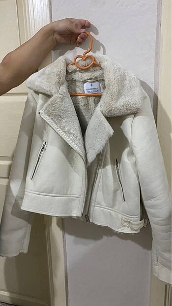Stradivarius Stradivarius kürklü ceket