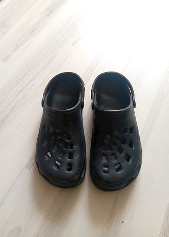 38 Beden Siyah 38 numara Crocs Terlik