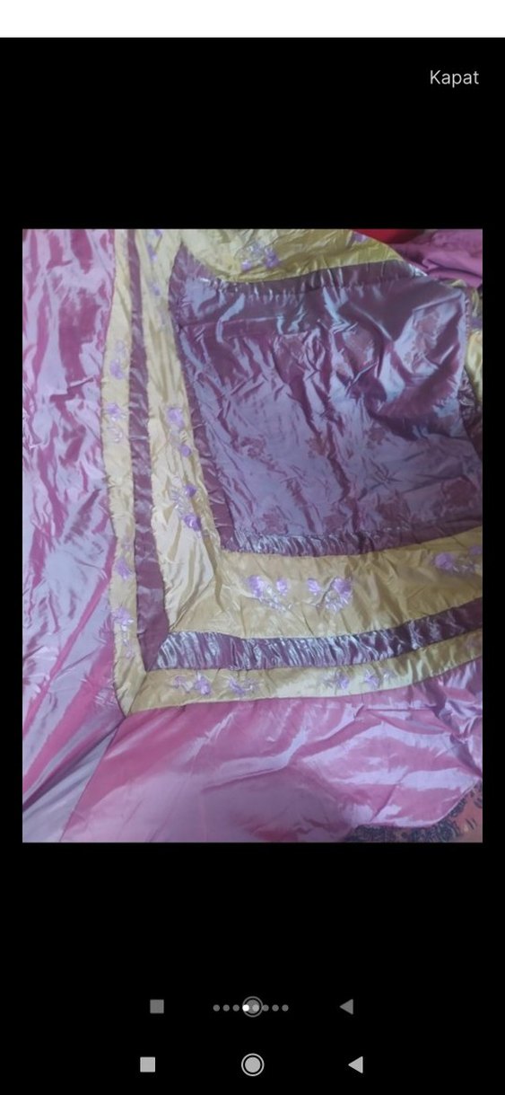 lila İşlemeli Parlak Yatak Örtüsü - Görsel 3