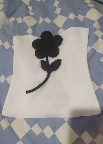 Beyaz, Siyah Çiçek Desenli Gotik triko bustiyer - Görsel 3