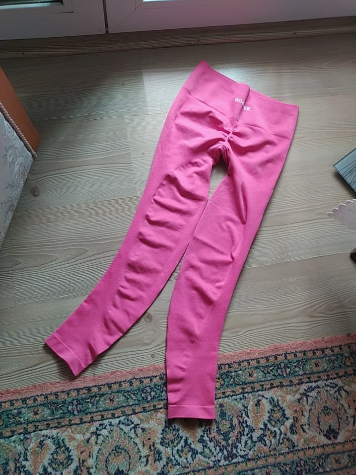 Pembe popo büzgülü toplayicili Spor Tayt - Görsel 2