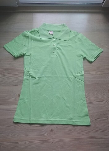 Fıstık yeşili polo yaka tshirt
