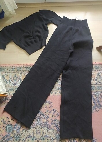 Siyah CROPLU triko takim - Görsel 6