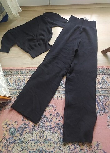 Siyah CROPLU triko takim - Görsel 3