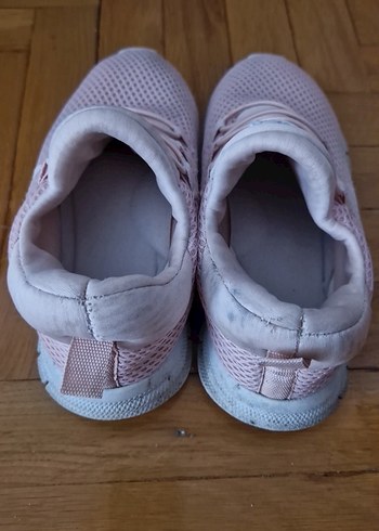 35 Beden Pembe Nike kız çocuk Spor Ayakkabı
