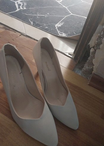 Diğer Bej Süet Stiletto Kadın Topuklu Ayakkabı