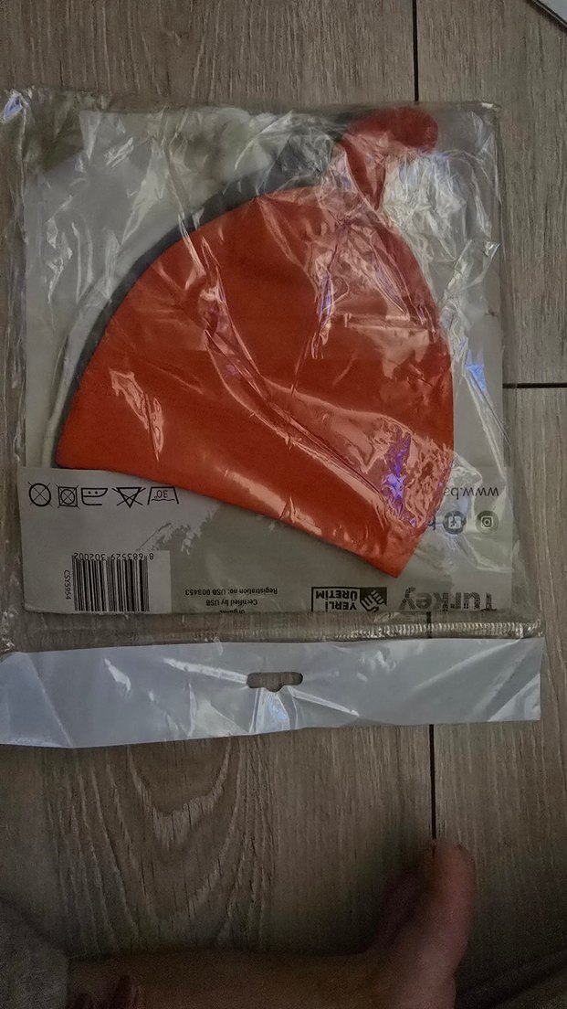 Parlak Kırmızı Bebek beresi 3 adet - Görsel 2