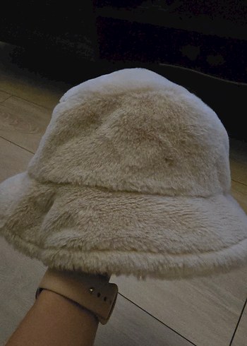 Bej Peluş Detaylı Kadın Şapka - Görsel 2