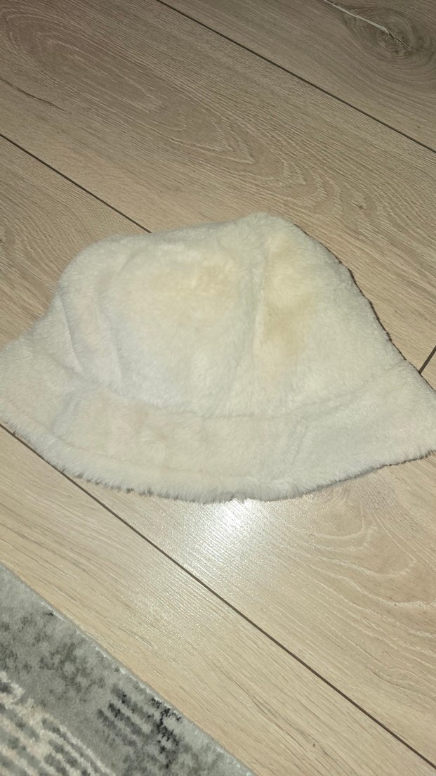 Bej Peluş Detaylı Kadın Şapka - Görsel 3