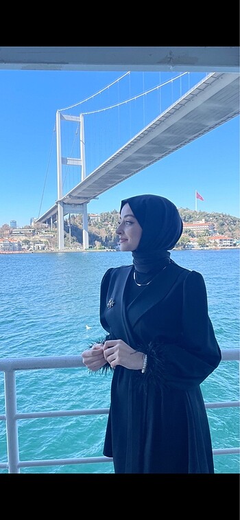 KOLLARI TÜYLÜ CEKET