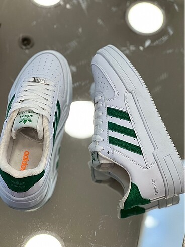 37 Beden beyaz Renk Adidas spor