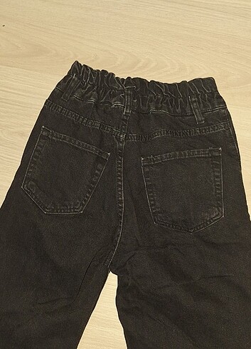 27 Beden Mom jean