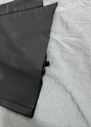 Gri Deri Fermuarlı Kadın Pantolon - Görsel 3