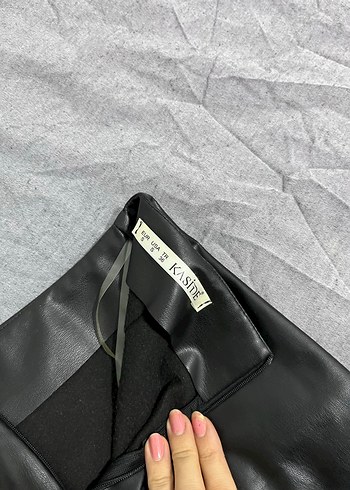 Gri Deri Fermuarlı Kadın Pantolon - Görsel 2