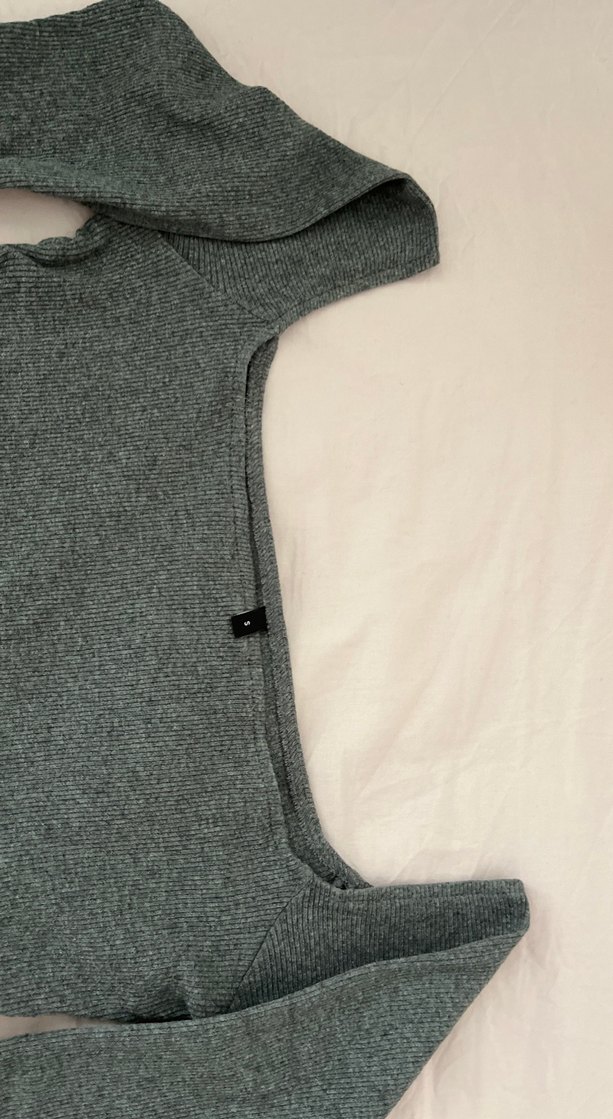 Gri V Yaka Kadın Triko Kazak - Görsel 2