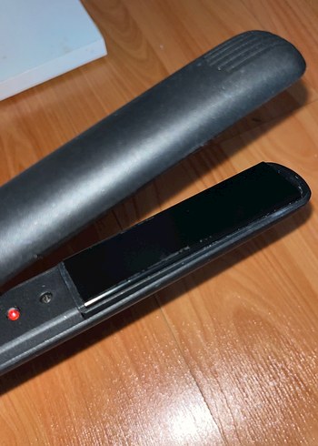 Sinbo Siyah Saç Düzleştirici - Görsel 2