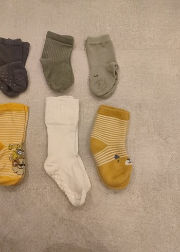 Çocuklar için Çok Renkli Çorap Seti - Görsel 3