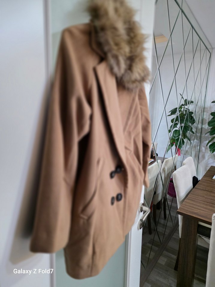 Kürklü Bej Midi Kadın Kaban 38 Beden - Görsel 2