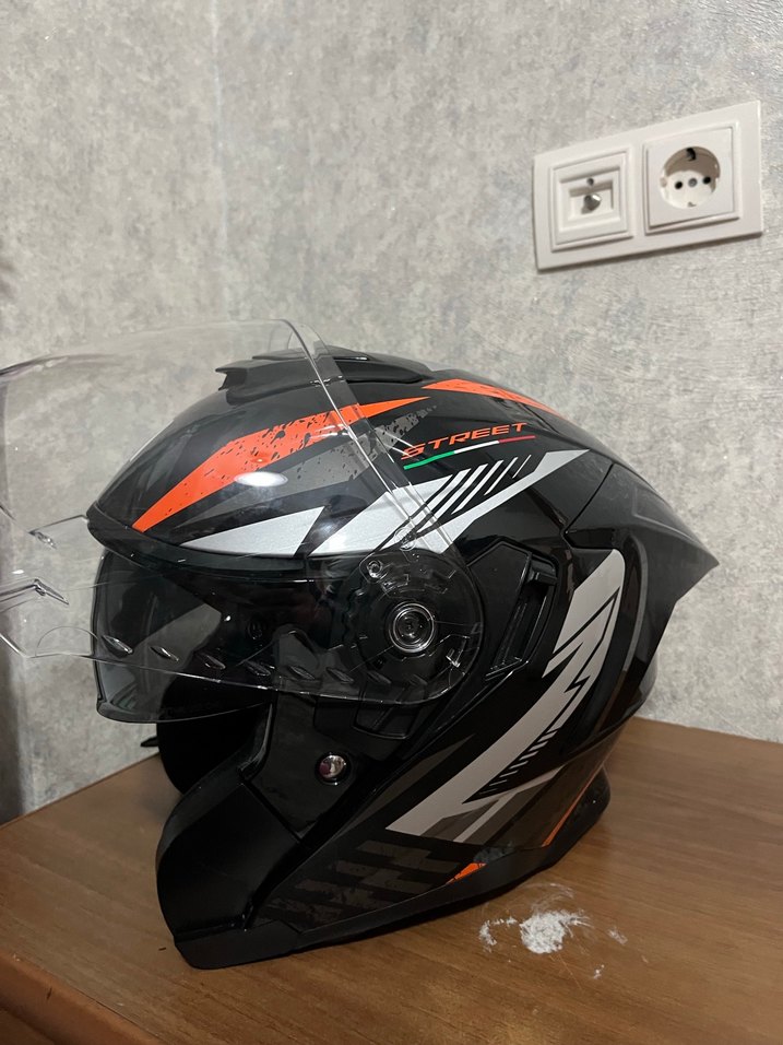 Turuncu Baskılı Biker Motosiklet Kaskı - Görsel 4