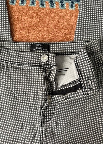 Bershka Kadın Gri Kemerli Kumaş Pantolon - Görsel 3