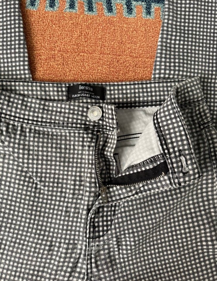 Bershka Kadın Gri Kemerli Kumaş Pantolon - Görsel 3