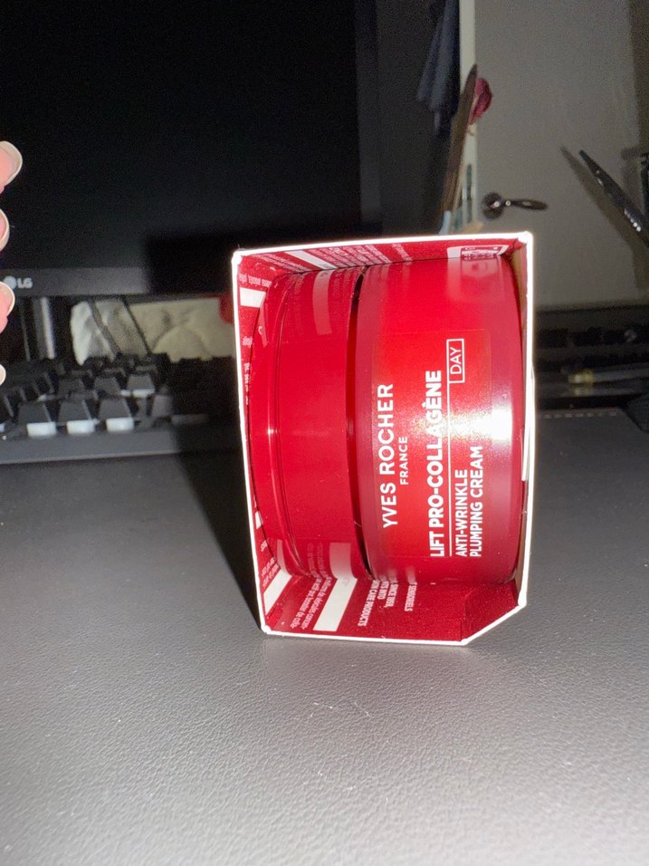 Yves Rocher Anti-Kırışıklık Dolgunlaştırıcı Krem 50 ml - Görsel 3