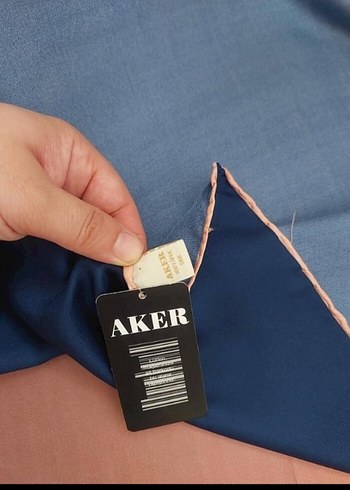 Beden Aker tivil ipek eşarp